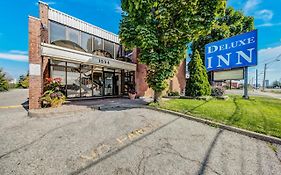 Deluxe Inn